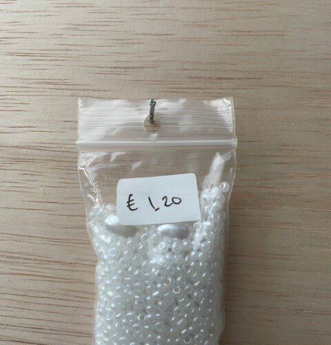 Rocailles wit met parels