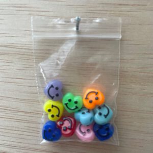 Grote Acryl Hartjes gekleurd/zwart