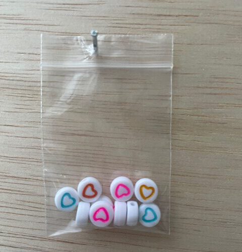 Acryl Hartjes wit/gekleurd