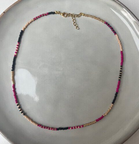 Beads Ketting roze/zwart