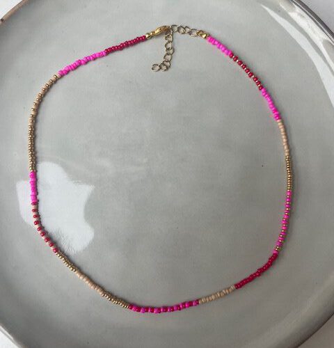Beads Ketting roze/rood