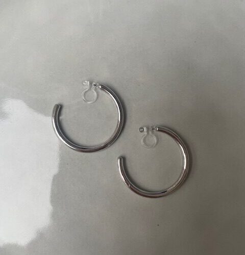 Hoops Clipoorbellen zilver