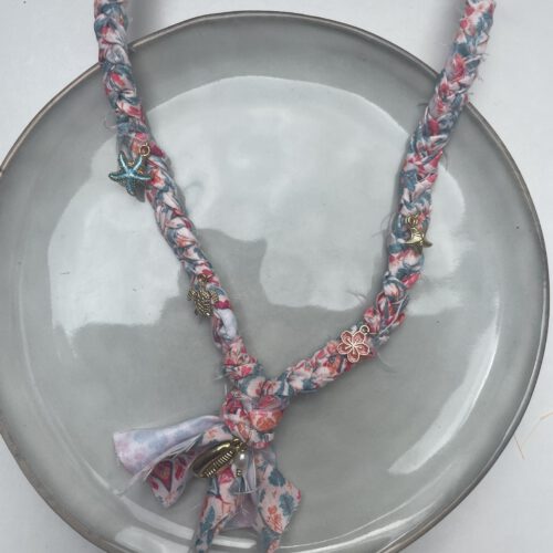 Bandana Ketting Bedels blauw/roze