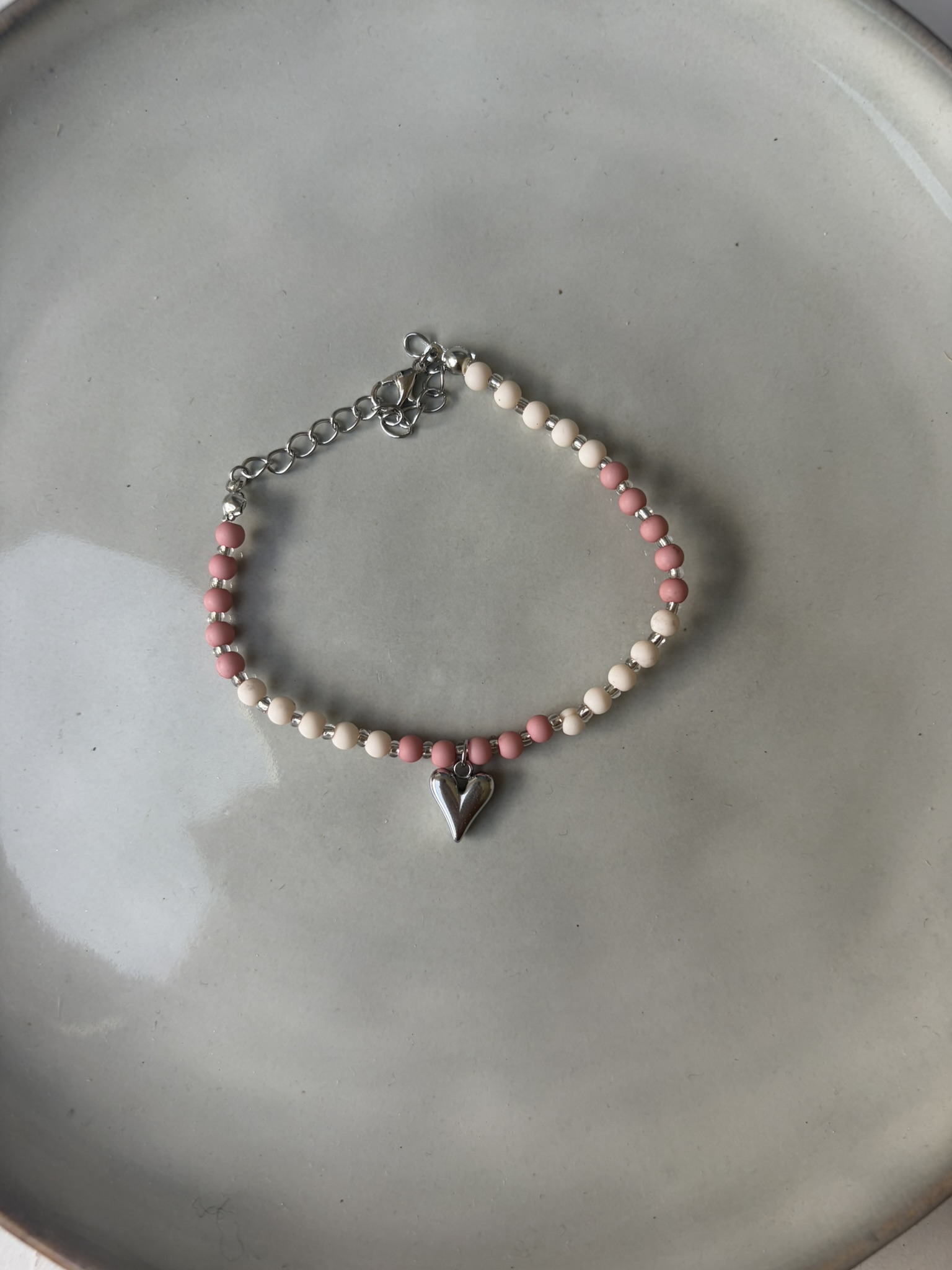 Beaded Heart Armband zilver/roze