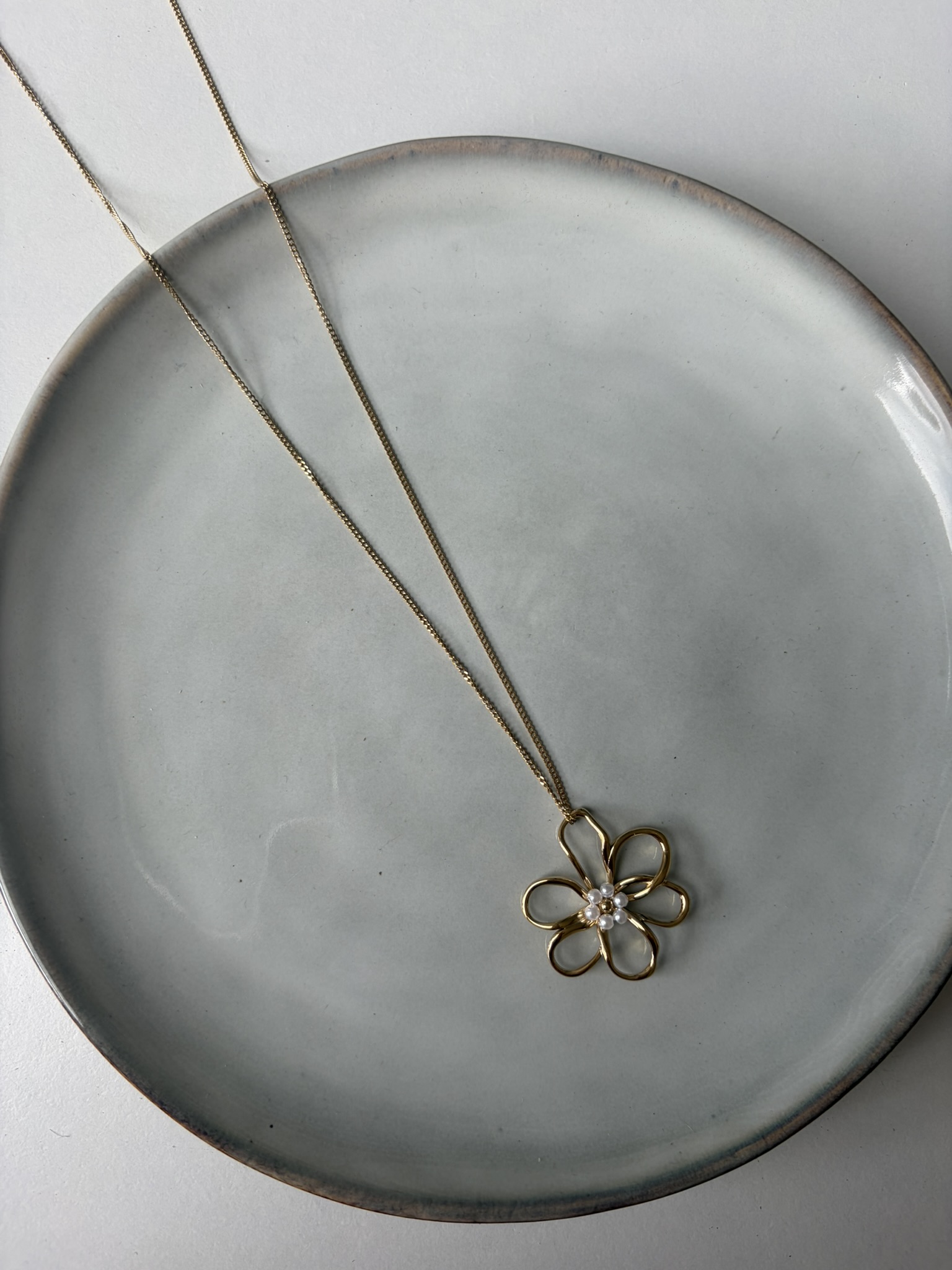 Bloem Lange Ketting goud