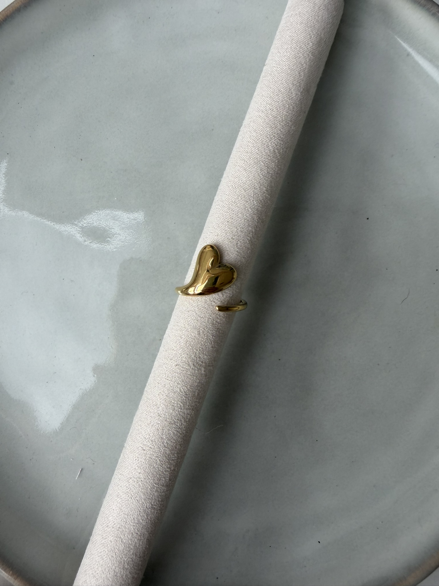 Swirl Heart Ring goud