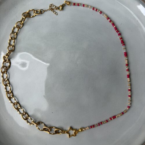 Bead & Chain Star Ketting roze